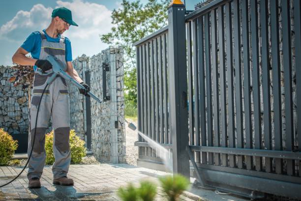 Best Pool Deck Cleaning  in West Freehold, NJ